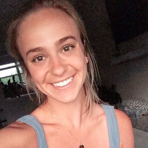 Meet your Posher, Laural